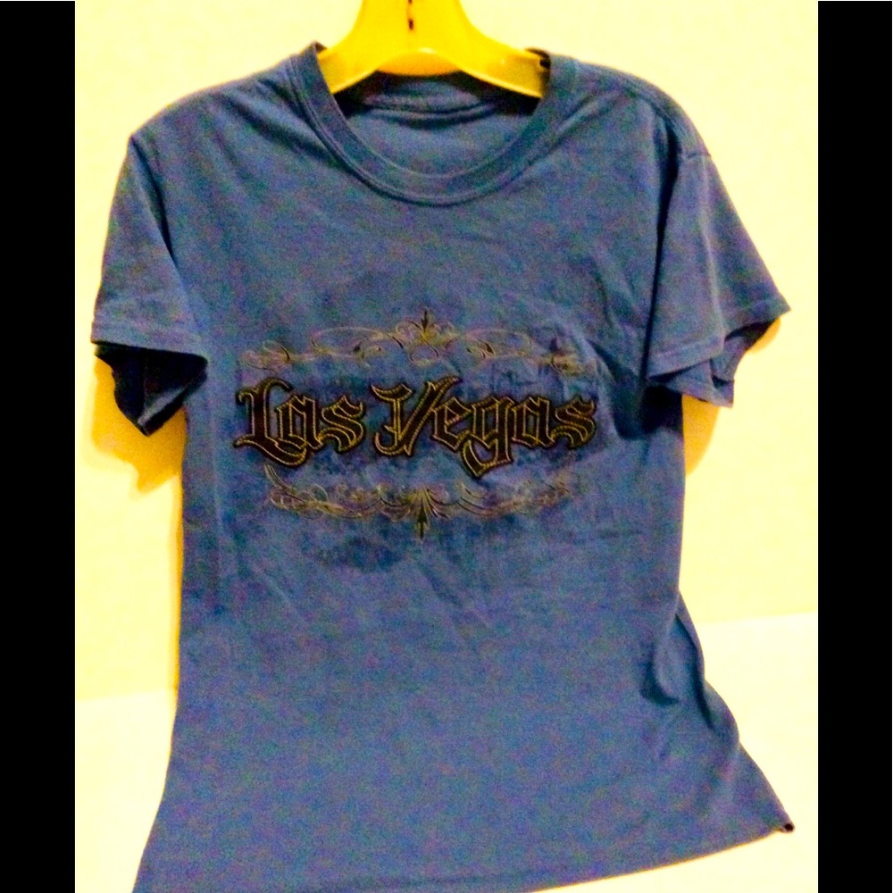 Las Vegas logo T-shirt w/raised letter design Sm.